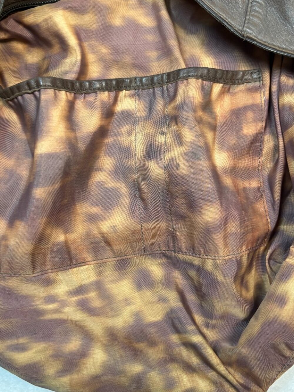 Stuart Weitzman Vintage Brown Leather Slouchy Hobo Shoulder Bag SW Charm Luxury - Picture 13 of 14
